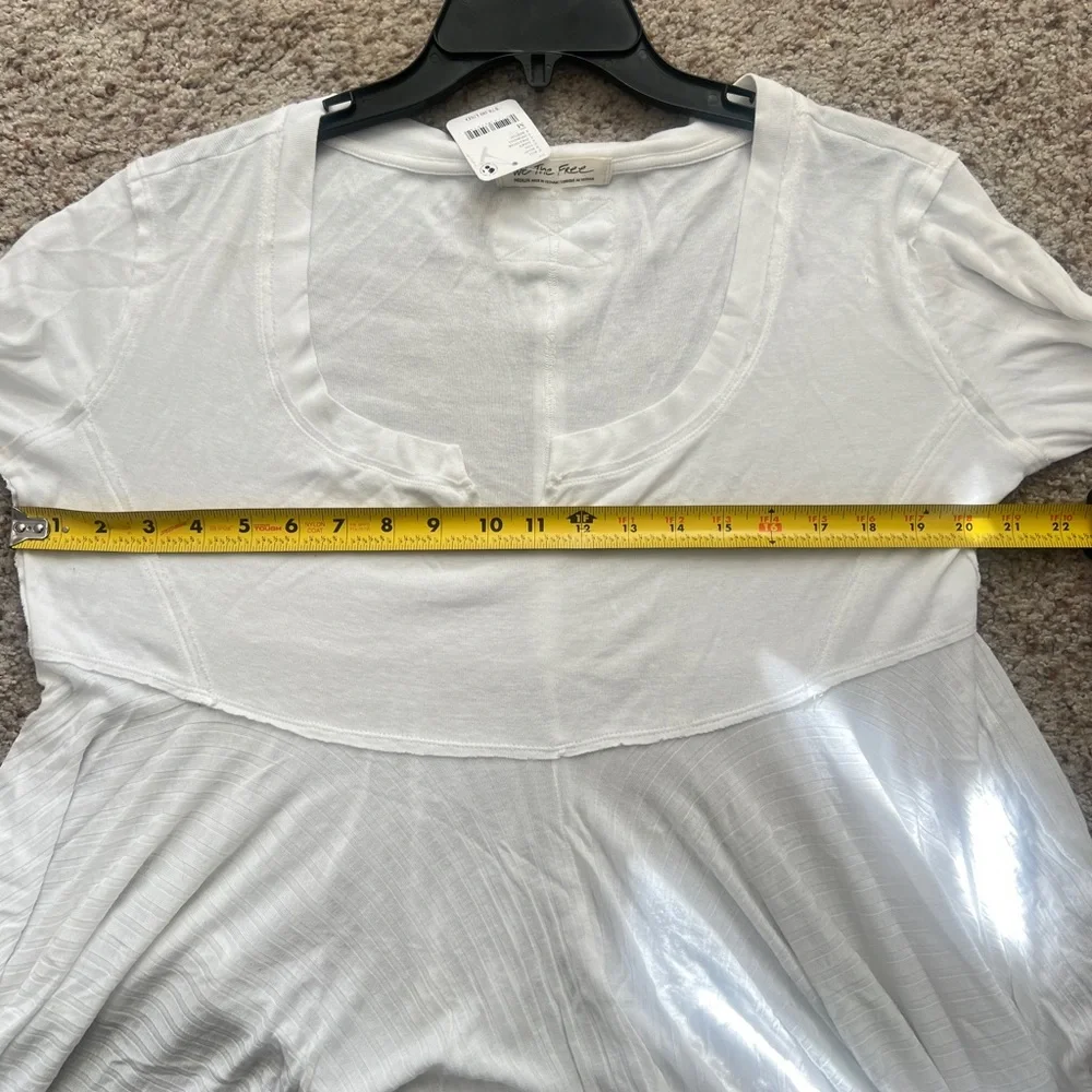 Free people  Clover Babydoll Long Sleeves White Top Sweater M Read Description‎